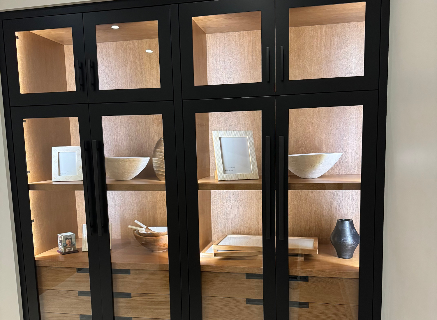 Gallery 163