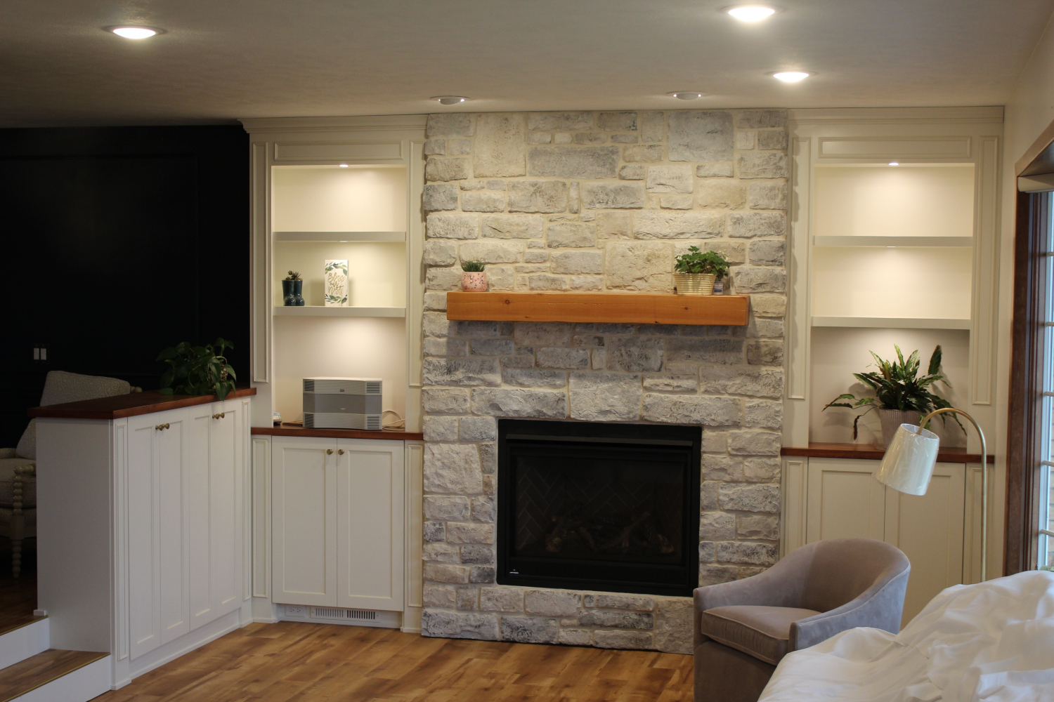 Gallery 172