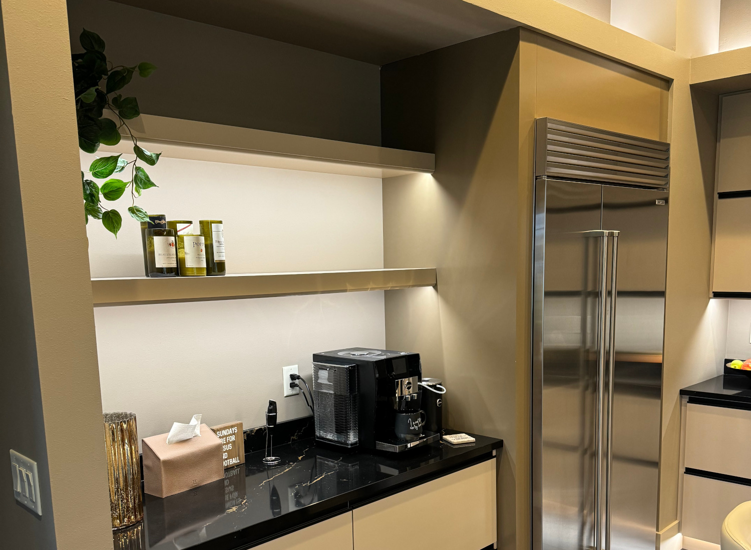 Gallery 210